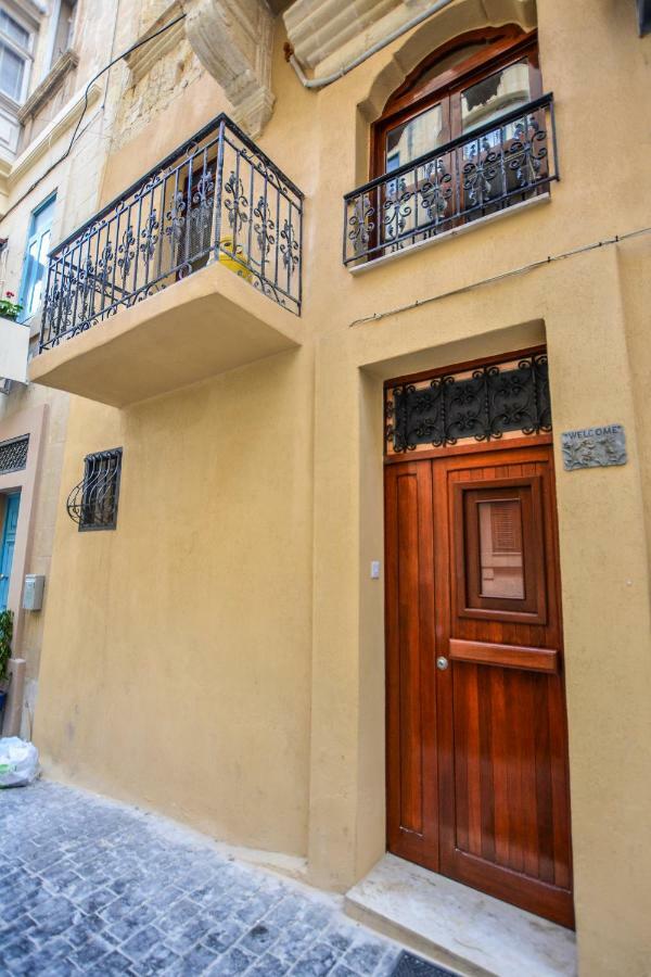 Apartment In Historical Building - Grand Harbour Valletta Exterior photo